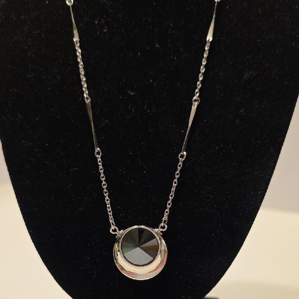 Vintage Sara Coventry Jet Set Hematite Ravoli 1970's Silvertone Necklace 16 Inch